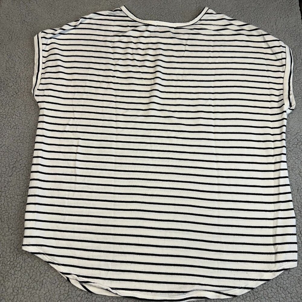 Buffalo Women's Striped Tee Small Black White Oversized Drop Hem Rolled Sleeve